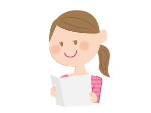 資料を見る女性